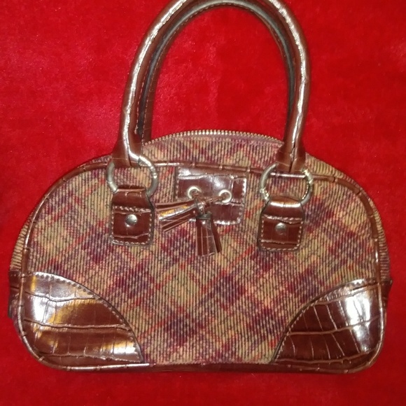 3 Retro Designer Purses, Includes Candies & TH - Picture 8 of 8